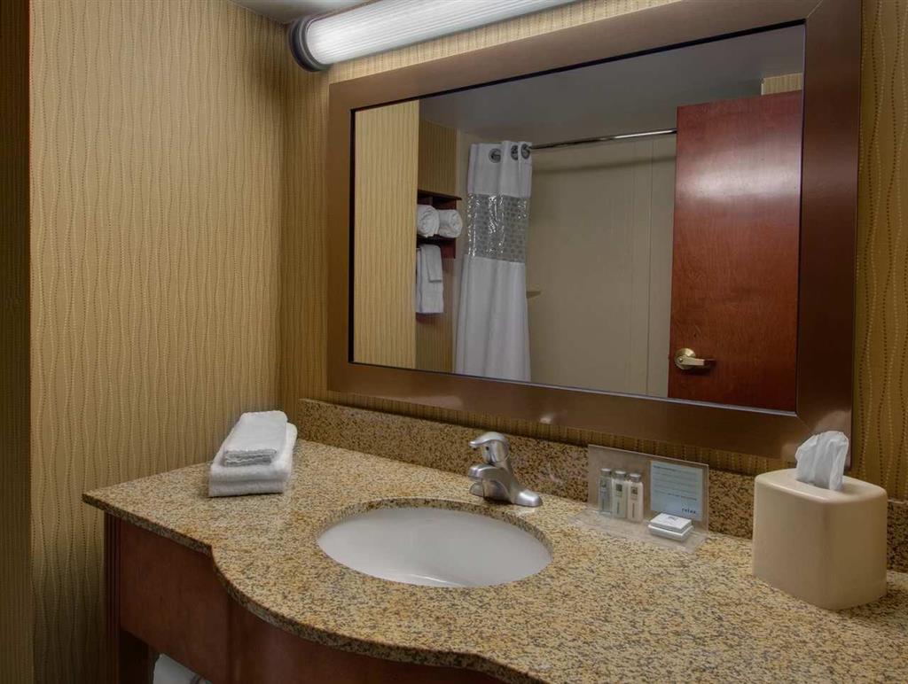 Hampton Inn Fort Wayne-Southwest Room photo