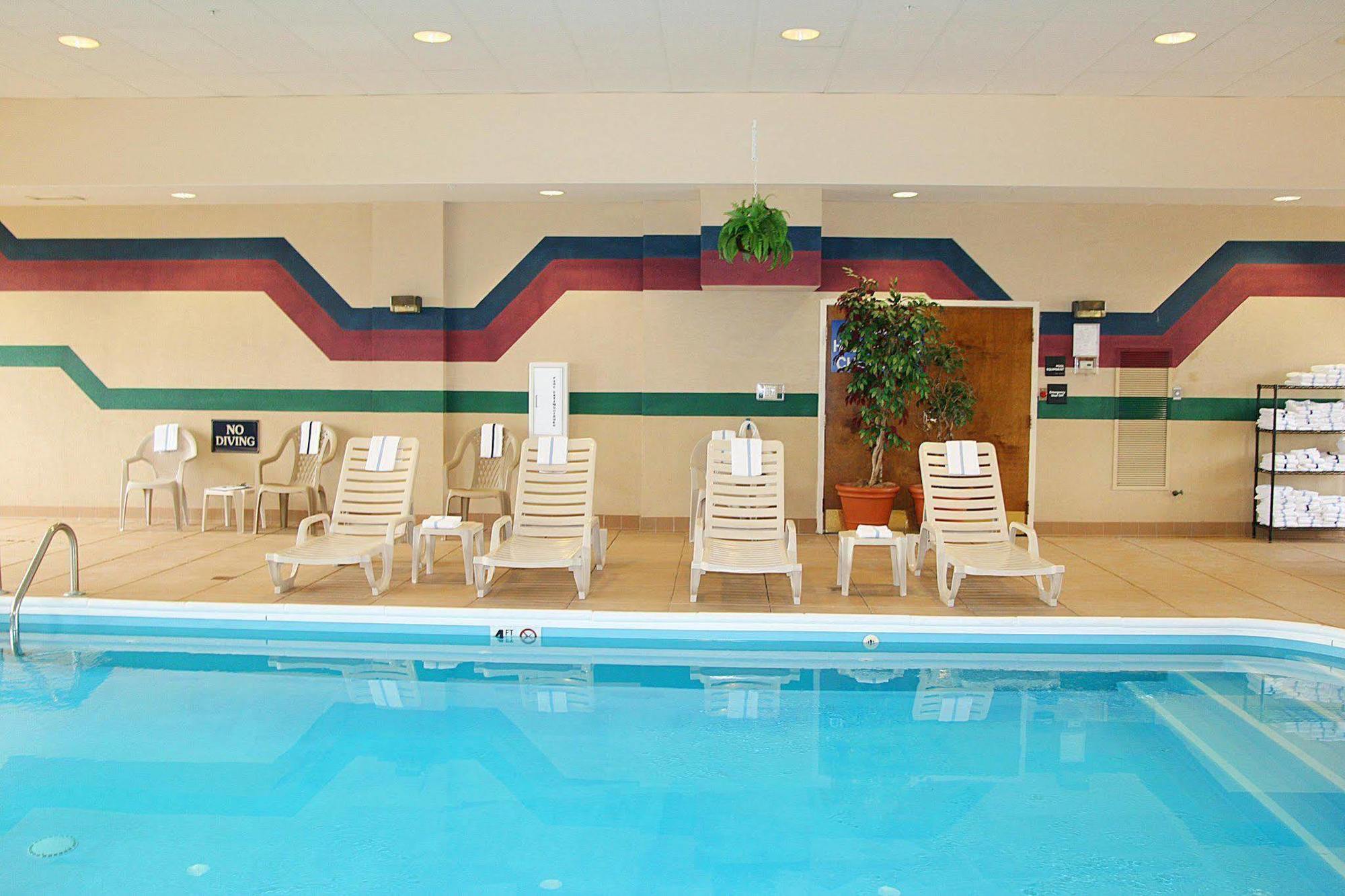 Hampton Inn Fort Wayne-Southwest Exterior photo